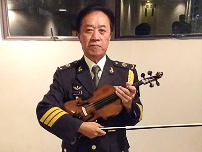 ​小提琴老师：董英男老师